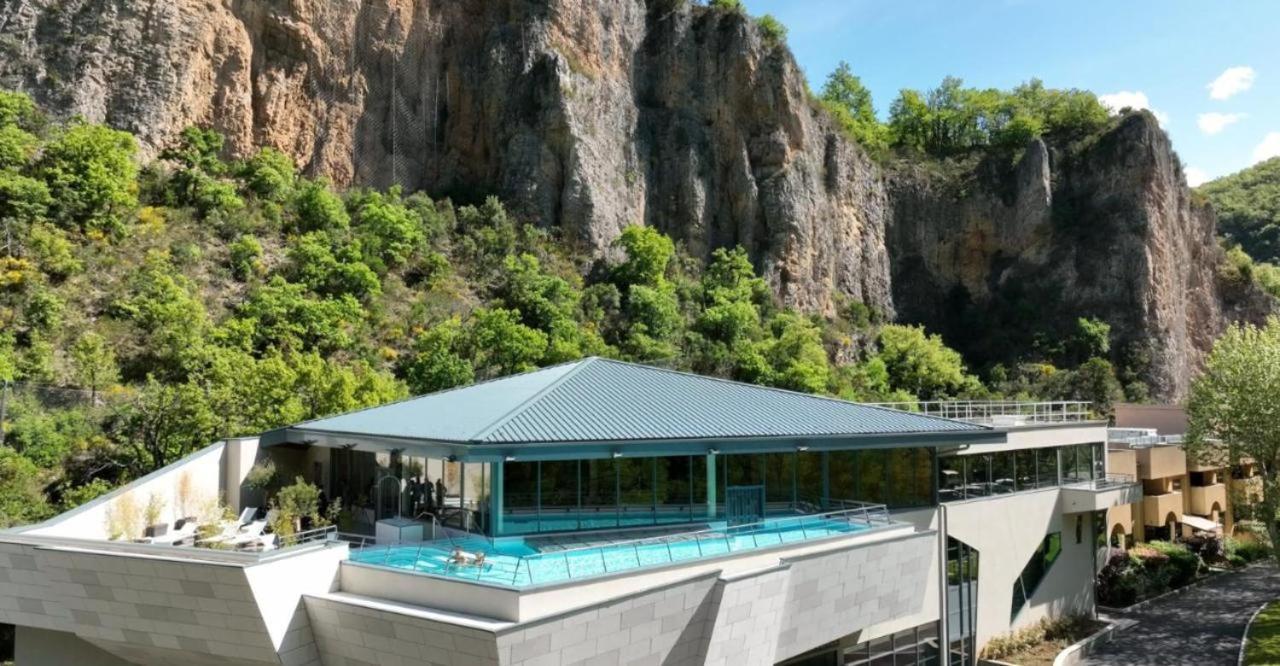 Appartement T3 63M2 - L'Atypique Et Son Jardin De 350M2 Au Coeur De Digne Kültér fotó